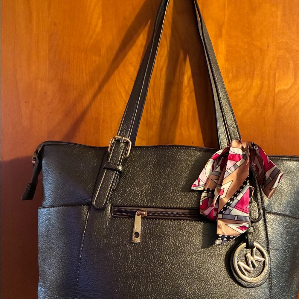 Michael Kors metallic Tote with Patterned Scarf